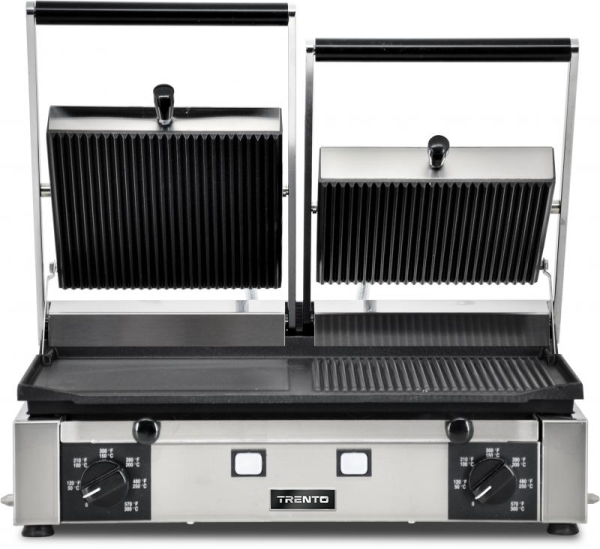 Elite Series 10″ x 19″ Double Panini Grill with Ribbed Top and 1/2 Grooved and S