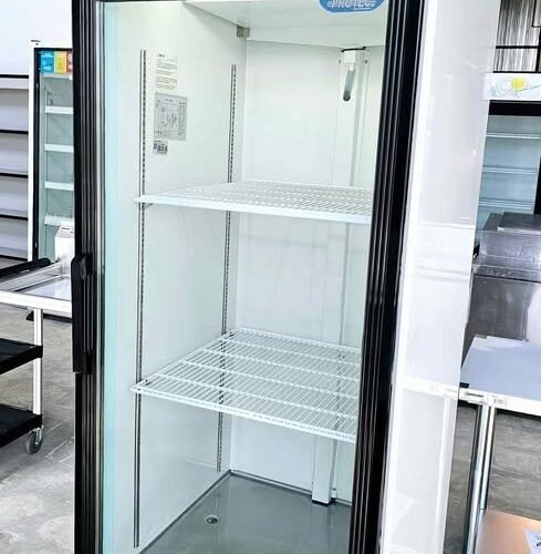 Commercial single door refrigerator