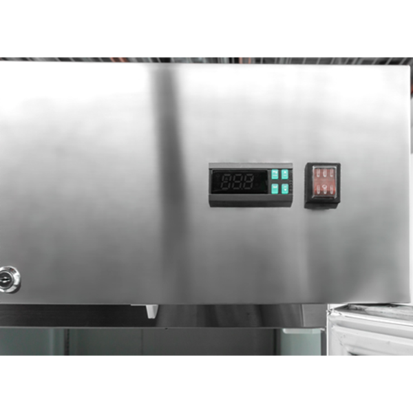 29″ Reach-in Freezer, 1 Door, Stainless Steel, 23 cu.ft (650 L) Capacity – 110V, – Image 9